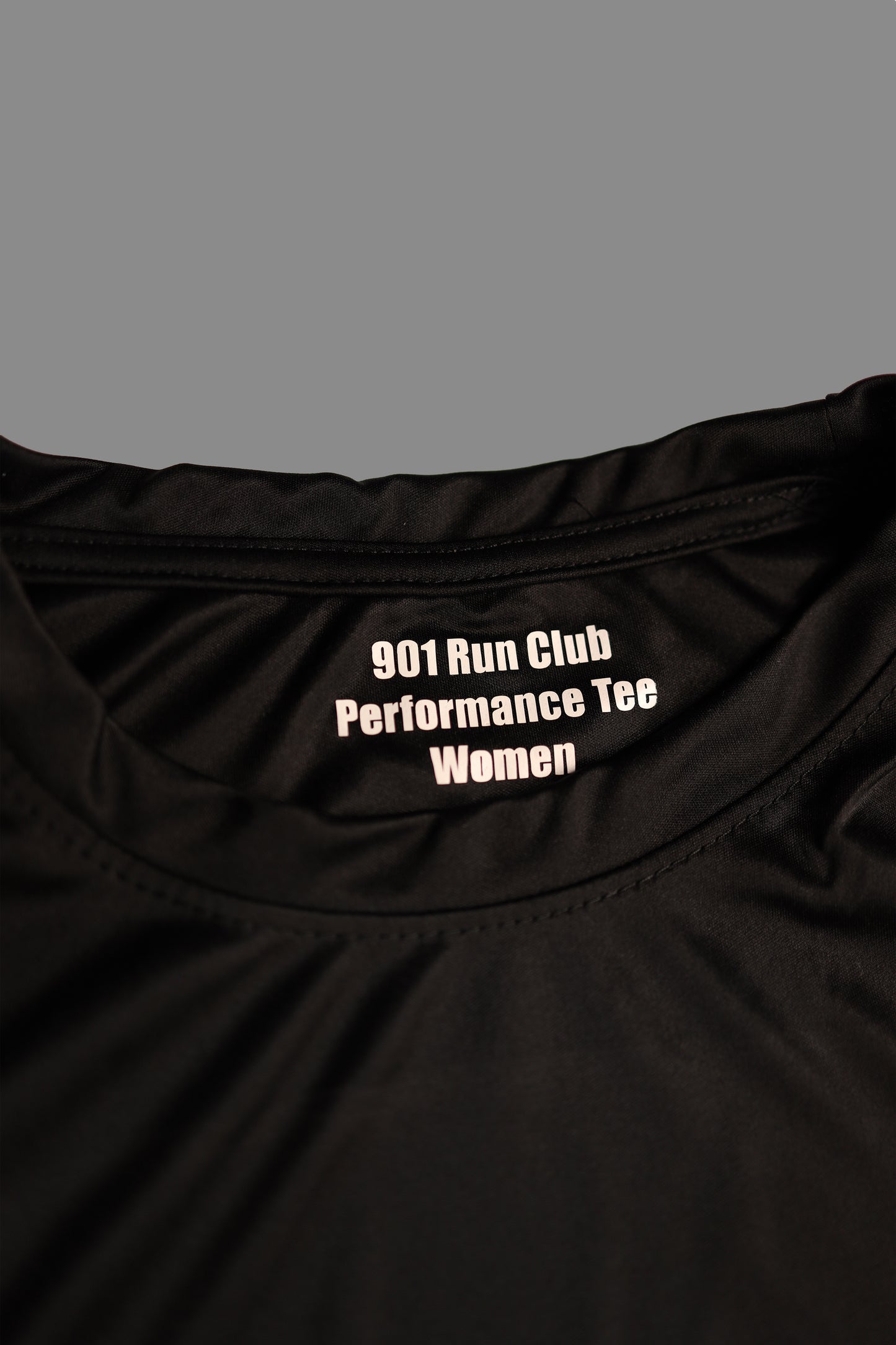 901 Run Club Performance Tee - Womens